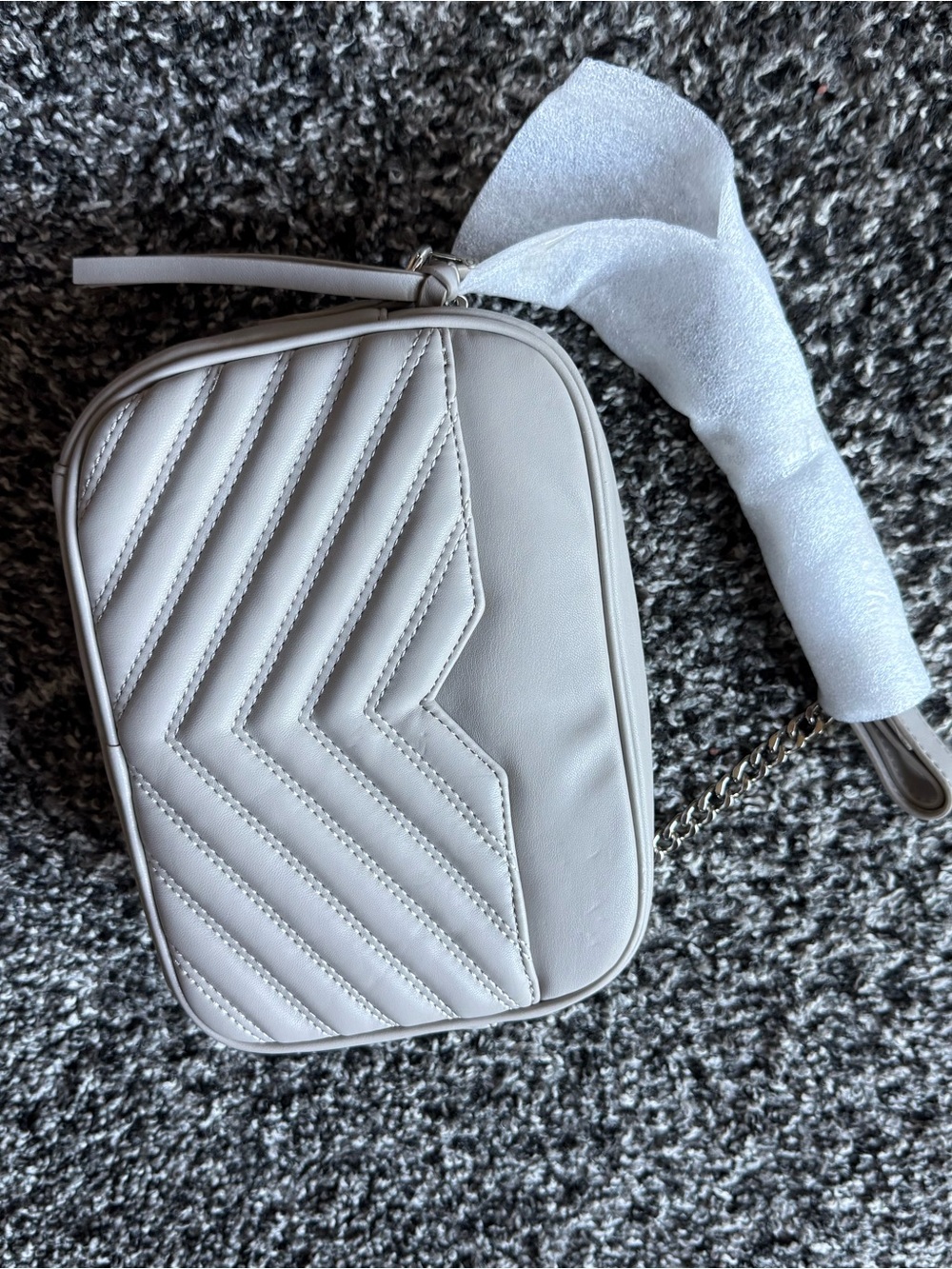 Express Cream Quilted Crossbody Camera Bag